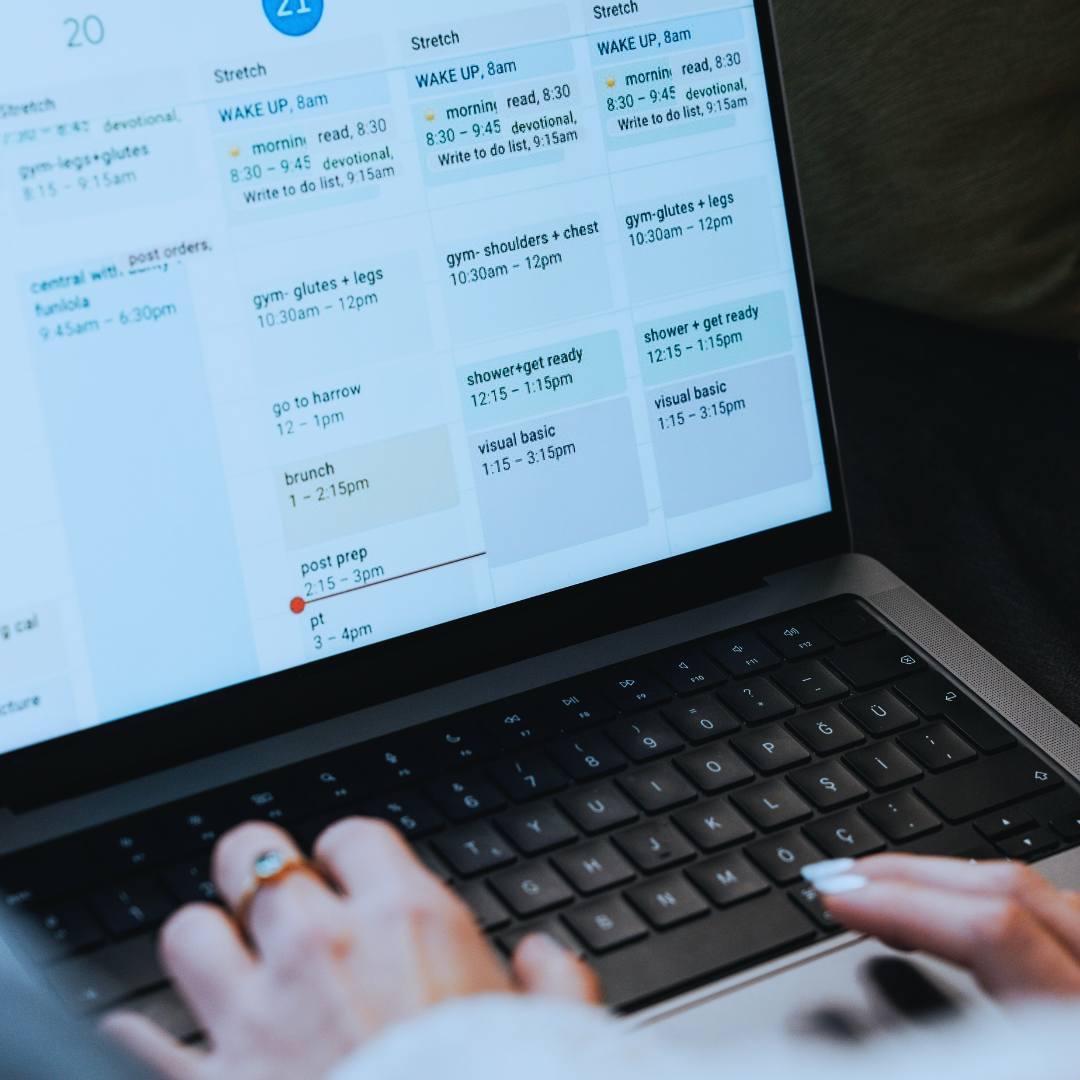 Scheduling Your Cleaning: What Day and Time Works for You?